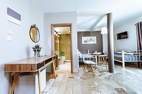 Gregory Comfort Hotel