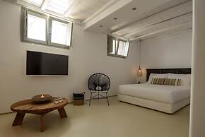 The Summit of Mykonos