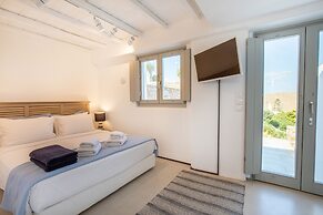 The Summit of Mykonos