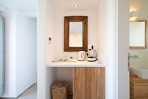 The Summit of Mykonos