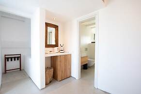 The Summit of Mykonos