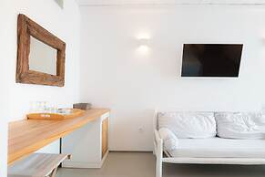 The Summit of Mykonos