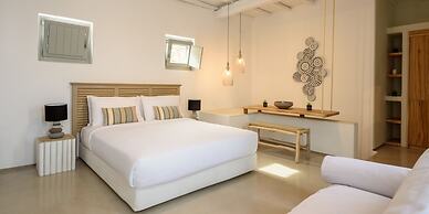 The Summit of Mykonos