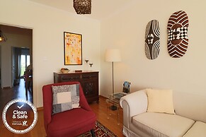 Cascais Estoril Apartment Near the Beach