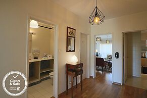 Cascais Estoril Apartment Near the Beach