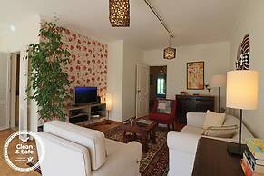Cascais Estoril Apartment Near the Beach