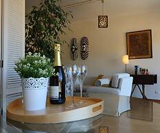 Cascais Estoril Apartment Near the Beach