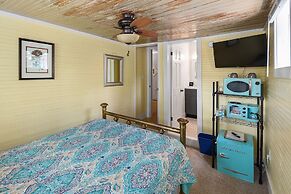 Riverside Inn and Cottages