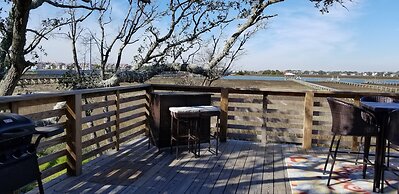 Riverside Inn and Cottages