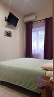 Lanzies Guesthouse