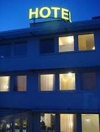 Lindemann Hotel