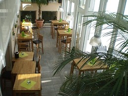 Lindemann Hotel
