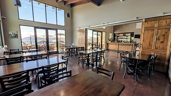 Lone Point Cellars