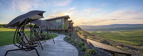 Lone Point Cellars