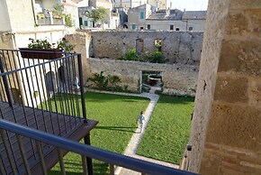 Torre della Loggia - Dimora Storica