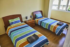 2 Bedroom Apartment Sol de Linda-a-Velha