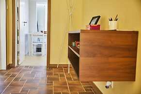 2 Bedroom Apartment Sol de Linda-a-Velha