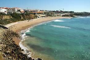 2 Bedroom Apartment Sol de Linda-a-Velha