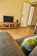 2 Bedroom Apartment Sol de Linda-a-Velha