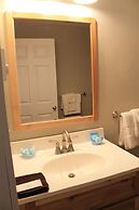 Strictly Moose Luxury Vacation Suites