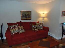 Strictly Moose Luxury Vacation Suites