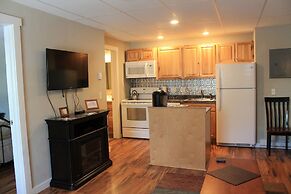 Strictly Moose Luxury Vacation Suites