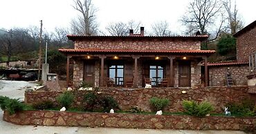 Paliokastro Guesthouse