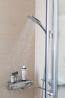 12 Keys Athens Apartments