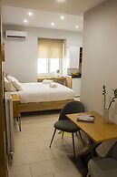 12 Keys Athens Apartments