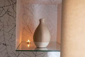 12 Keys Athens Apartments