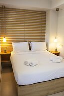 12 Keys Athens Apartments