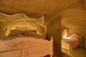 Iris Cave Cappadocia