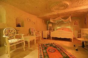 Iris Cave Cappadocia