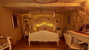 Iris Cave Cappadocia