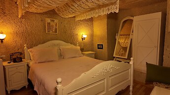 Iris Cave Cappadocia