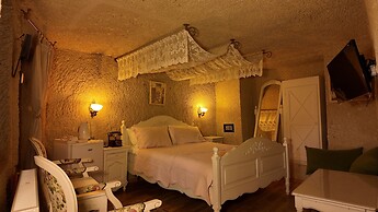 Iris Cave Cappadocia