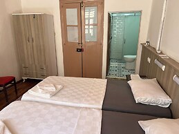 Sekercigiller Konuk Evi