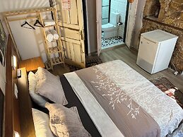 Sekercigiller Konuk Evi