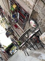 Sekercigiller Konuk Evi