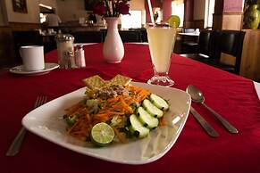 Hotel & Suites Marrod