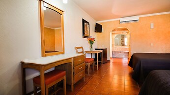 Hotel & Suites Marrod