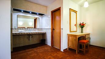 Hotel & Suites Marrod