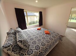 Claremont Country Lodge B&B