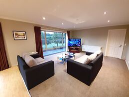 Claremont Country Lodge B&B