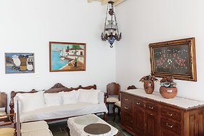 Marouso Villa Paros