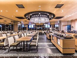 APA Hotel & Resort Midosuji Hommachi Eki Tower