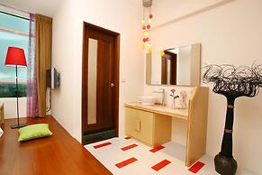 Taiping Mountain Spring Love