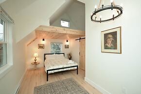 M. Hooper Downtown Luxury