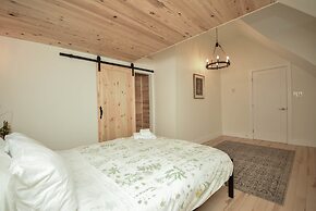 M. Hooper Downtown Luxury