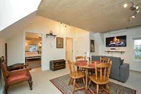 M. Hooper Downtown Luxury